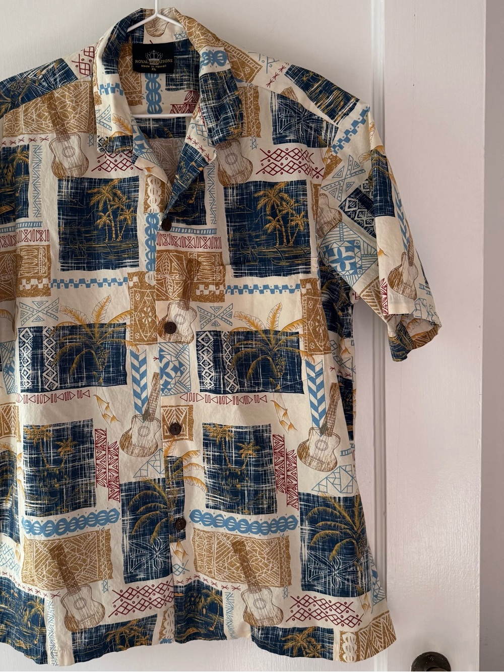 Island Patchwork Hawaiian Shirt in Cream, Navy & Tan XL made in Hawaii ukelele